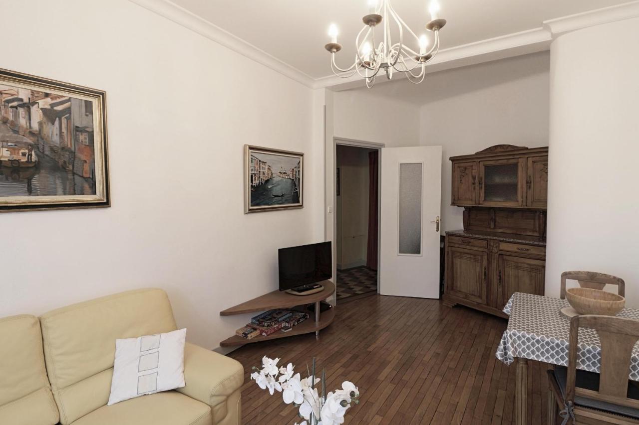 Le Family Lodge 2 Chambres 4 Personnes Classe 3 Etoiles Annecy Dış mekan fotoğraf